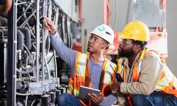 Best Local Electrician Companies  in Von Ormy, TX